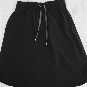 Lululemon Skirt— worn once!